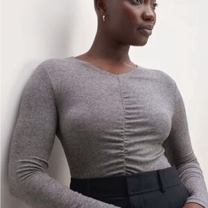 Slim-fit Everlane top - Gray, size Medium, Lyocell/wool/spandex blend.